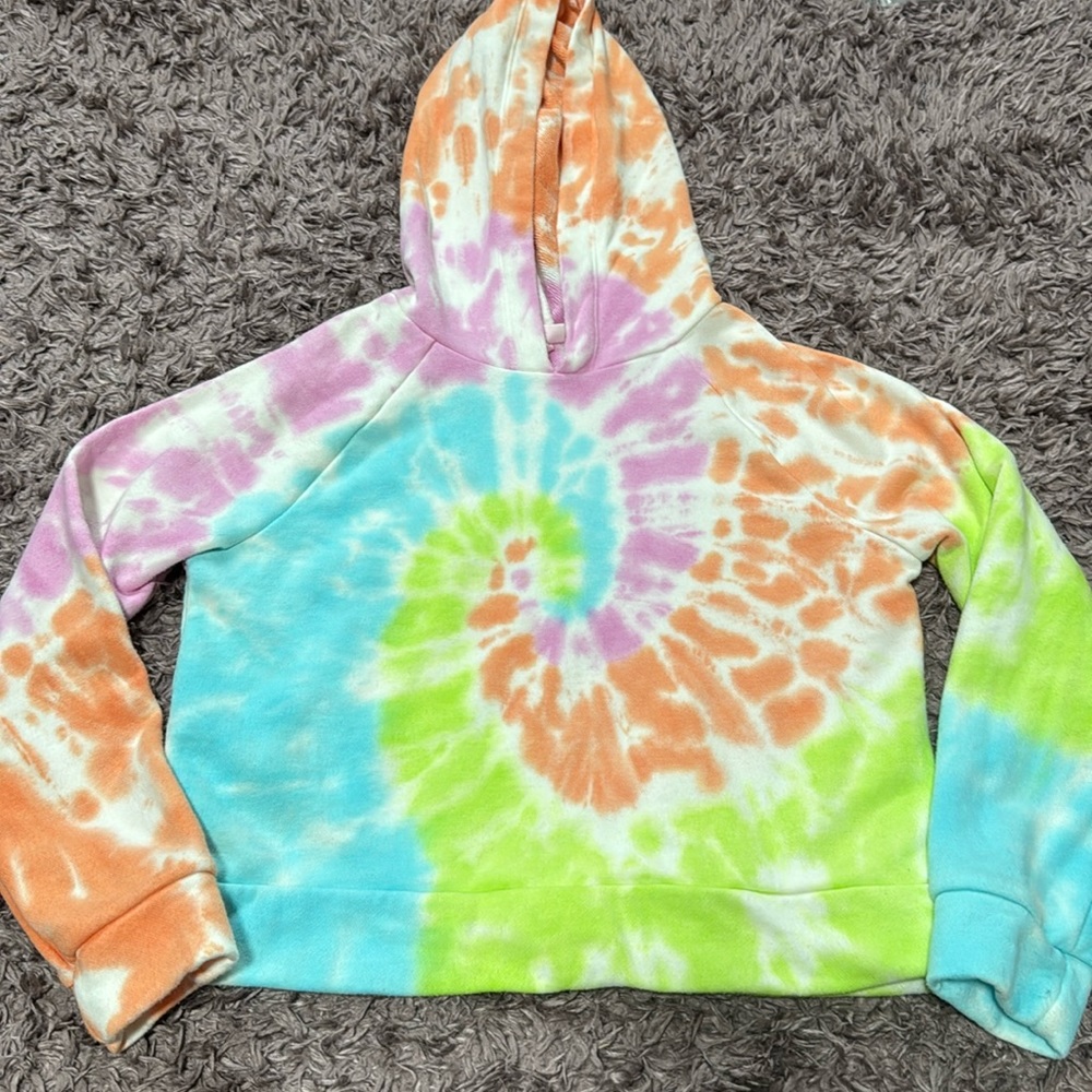 BOGO🥳 cropped tie dye hooded sweatshirt